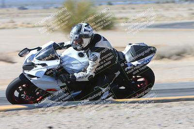 media/Feb-04-2024-SoCal Trackdays (Sun) [[91d6515b1d]]/7-Turn 9 Inside (1140am)/